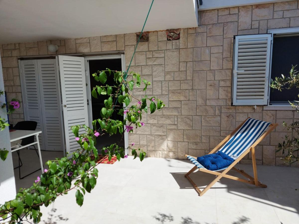 Ra Apartment For 2 People In Bol Exterior photo